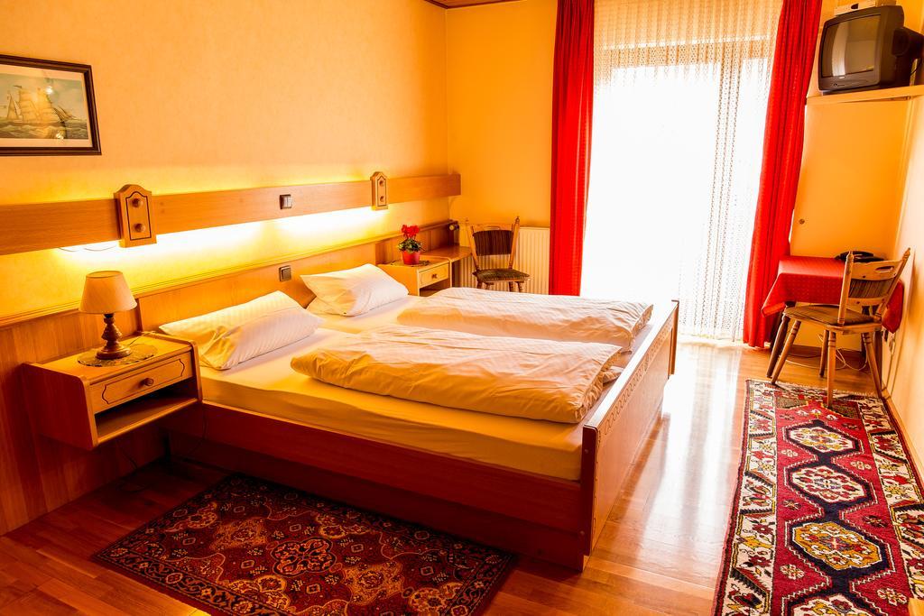 Waldhotel Kaltenborn (Rhineland-Palatinate) Quarto foto